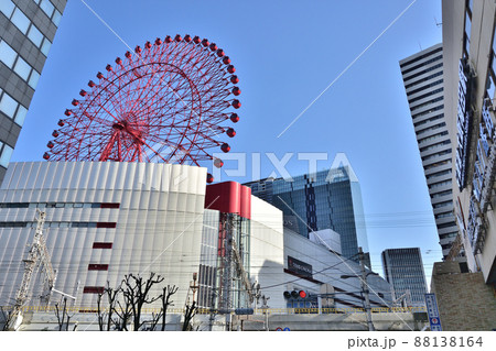 大阪　梅田の都市風景 88138164