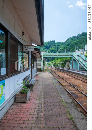 わたらせ渓谷鉄道 水沼駅 ホーム 駅舎 初夏の風景 わたらせ渓谷鉄道 水沼駅 ホーム 駅舎 初夏の風景 88138444