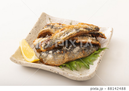 イワシの竜田揚げ　(八戸産寒流トロいわし) 88142488