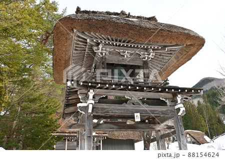 白川郷明善寺鐘楼門 88154624