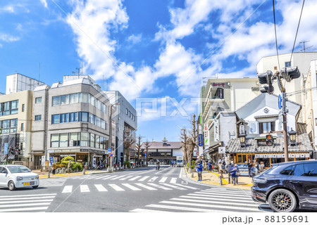 神奈川県の風景　鎌倉駅 88159691