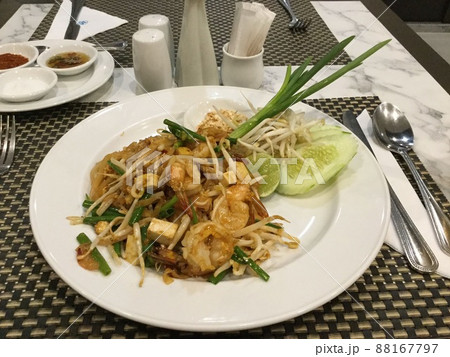 タイレストラン　タイ焼きそばのパッタイ 88167797