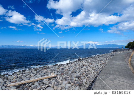 沼津市戸田からの富士の眺め 御浜岬 沼津市戸田からの富士の眺め 御浜岬 88169818
