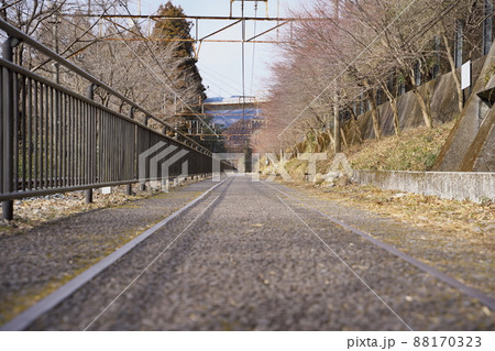 旧碓氷峠鉄道の美しい廃線跡の景色 旧碓氷峠鉄道の美しい廃線跡の景色 88170323
