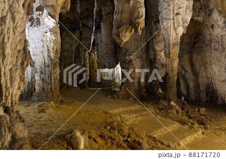 cave with stalactites and stalagmites in Beredine, Croatia cave with stalactites and stalagmites in Beredine, Croatia 88171720