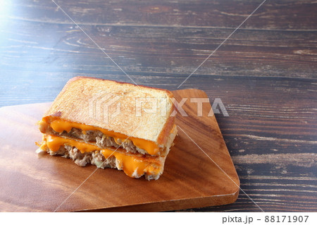 ツナメルト ツナホットサンド ツナメルト ツナホットサンド 88171907