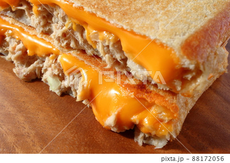 ツナメルト ツナホットサンド 88172056