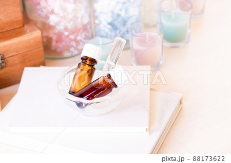 エッセンシャルオイルを使った100％天然成分の化粧品を手作り 88173622