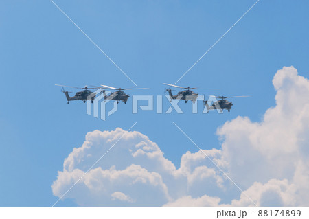 ロシア空軍ミルMi-28ハボック攻撃ヘリ編隊飛行 ロシア空軍ミルMi-28ハボック攻撃ヘリ編隊飛行 88174899