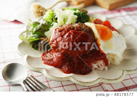 ロコモコ丼(ハンバーグ) ロコモコ丼(ハンバーグ) 88178577