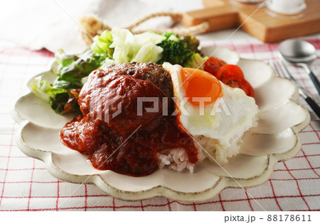 ロコモコ丼(ハンバーグ) ロコモコ丼(ハンバーグ) 88178611