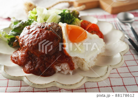 ロコモコ丼(ハンバーグ) ロコモコ丼(ハンバーグ) 88178612