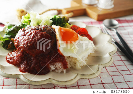 ロコモコ丼(ハンバーグ) ロコモコ丼(ハンバーグ) 88178630