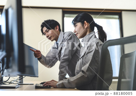 ビジネスシーン ビジネスシーン 88180005