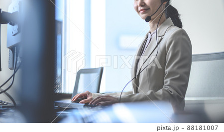 ビジネスシーン 88181007