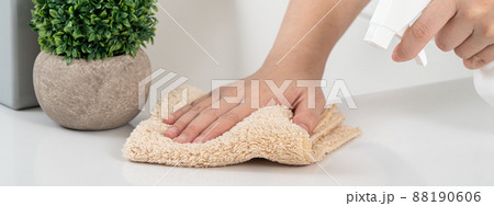 拭く 拭う ぬぐう 88190606