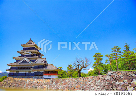 松本市、国宝松本城の風景 松本市、国宝松本城の風景 88191665
