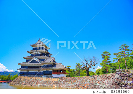 松本市、国宝松本城の風景 松本市、国宝松本城の風景 88191666