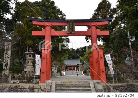 龍田大社の鳥居 龍田大社の鳥居 88192704