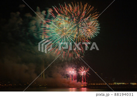 Night view of the New Year fireworks over Macau Tower Night view of the New Year fireworks over Macau Tower 88194031