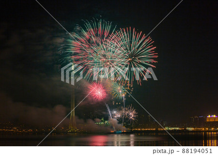 Night view of the New Year fireworks over Macau Tower Night view of the New Year fireworks over Macau Tower 88194051