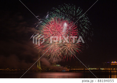 Night view of the New Year fireworks over Macau Tower Night view of the New Year fireworks over Macau Tower 88194055
