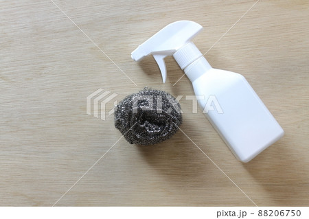 スプレーボトルとステンレスたわし スプレーボトルとステンレスたわし 88206750