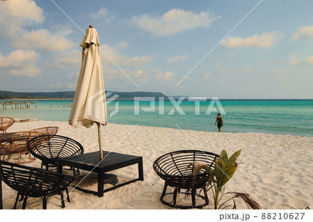 Tropical summer day in the white sandy beach in Koh Rong Island, Cambodia 88210627
