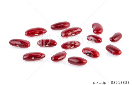 red beans isolated on the white background. 88213383