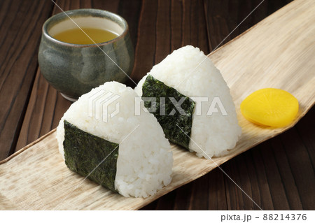 おにぎり おにぎり 88214376