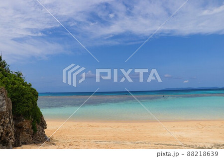 波照間島の絶景ビーチニシ浜 88218639