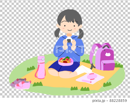外でお弁当を食べている女の子 外でお弁当を食べている女の子 88228859