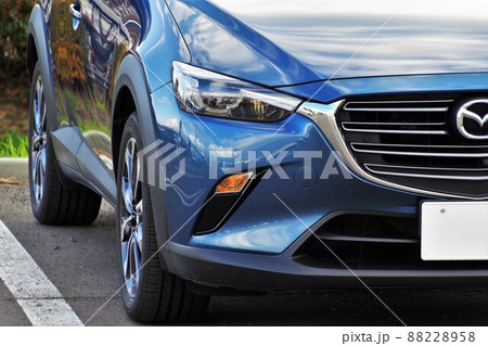 自動車イメージ マツダCX-3のフロントマスク 自動車イメージ マツダCX-3のフロントマスク 88228958