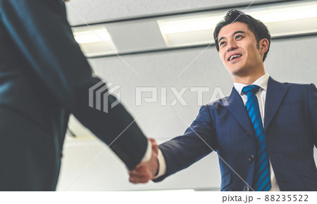 ビジネスシーン 88235522
