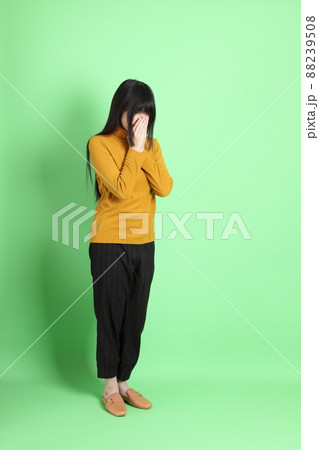 Young Asian Girl Young Asian Girl 88239508