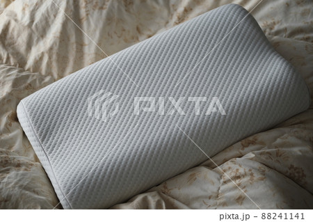 低反発枕と布団 88241141