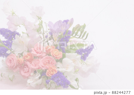 薔薇　花束　フラワーアレンジメント　お祝い 88244277