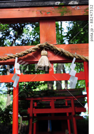 伊居太神社稲荷社 88247532