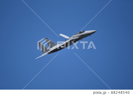 F-15J戦闘機の機動飛行 88248540