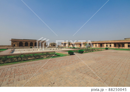 Panoramic View to the Inside Buildings of Lahore Fort, Pakistan 88250045