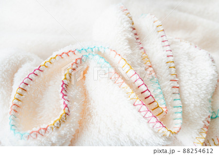 フリース生地のブランケットステッチ フリース生地のブランケットステッチ 88254612