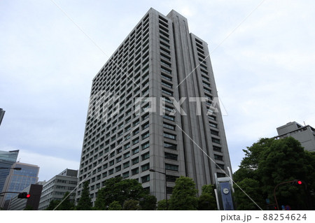 厚生労働省・環境省 厚生労働省・環境省 88254624