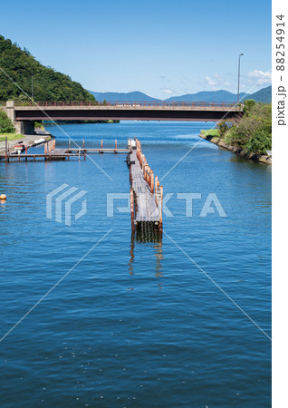 福井県若狭　三方五湖の久々子湖 88254914