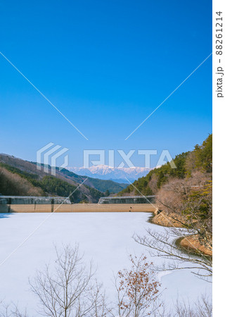 東条ダムと北アルプス【東筑摩郡筑北村】 東条ダムと北アルプス【東筑摩郡筑北村】 88261214