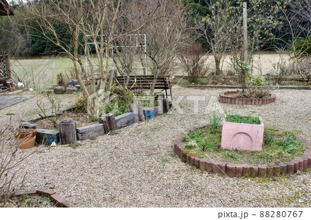 冬枯れのガーデン 冬枯れのガーデン 88280767