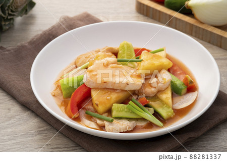 Stir fried Sweet and sour sauce with Vegetable and sliced chicken breast Stir fried Sweet and sour sauce with Vegetable and sliced chicken breast 88281337