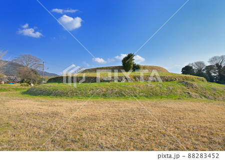 ホケノ山古墳（奈良県桜井市） 88283452