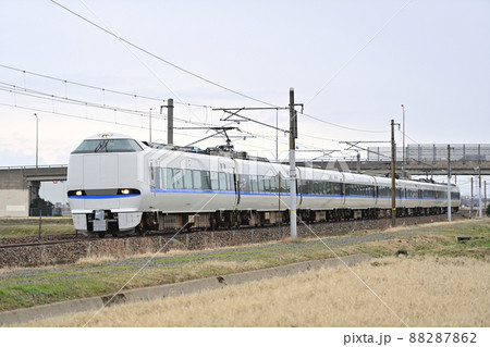 北陸本線 加賀笠間-美川 JR西日本 683系 T41編成(金沢) サンダーバード 北陸本線 加賀笠間-美川 JR西日本 683系 T41編成(金沢) サンダーバード 88287862