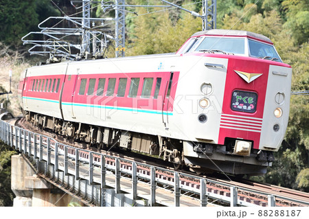 伯備線　黒坂－根雨　JR西日本　381系　パノラマ編成　クロ380-6（米子）　やくも 88288187