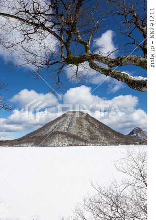 冬の榛名山 群馬県 冬の榛名山 群馬県 88290211